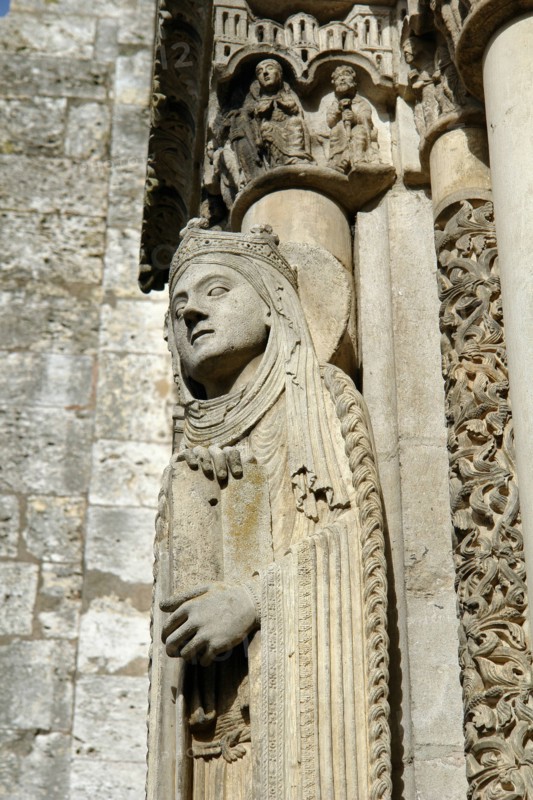 Chartres.