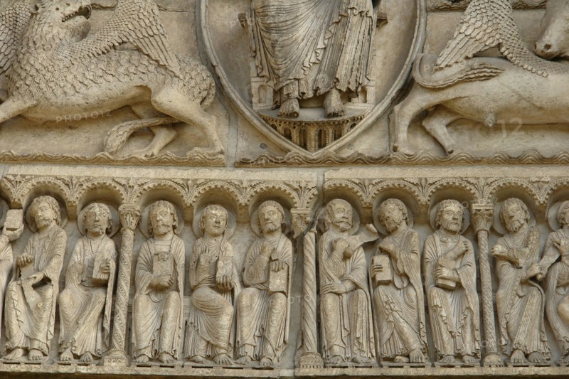 Chartres.