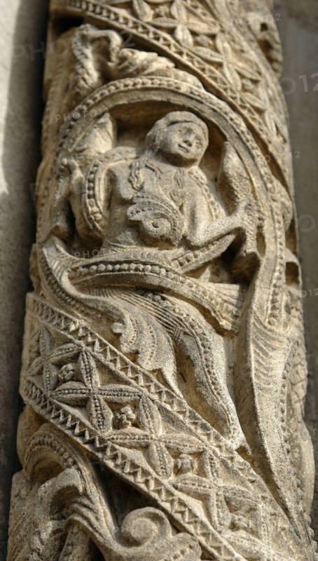 Chartres.