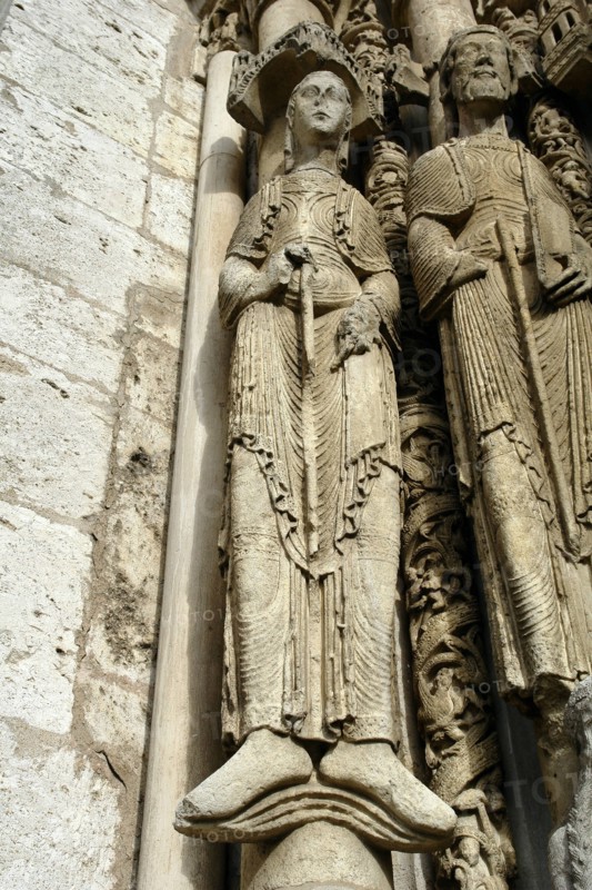 Chartres.