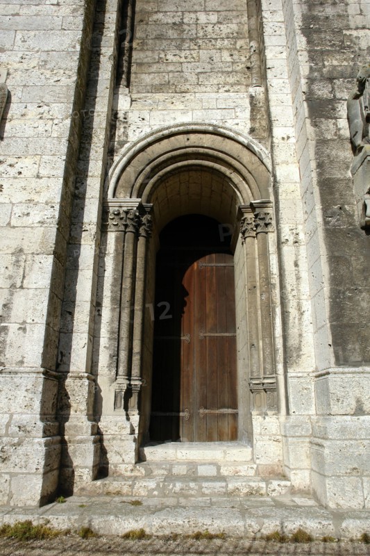 Chartres.