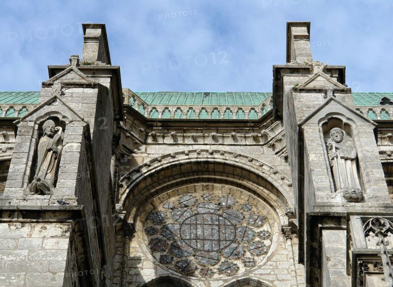 Chartres.