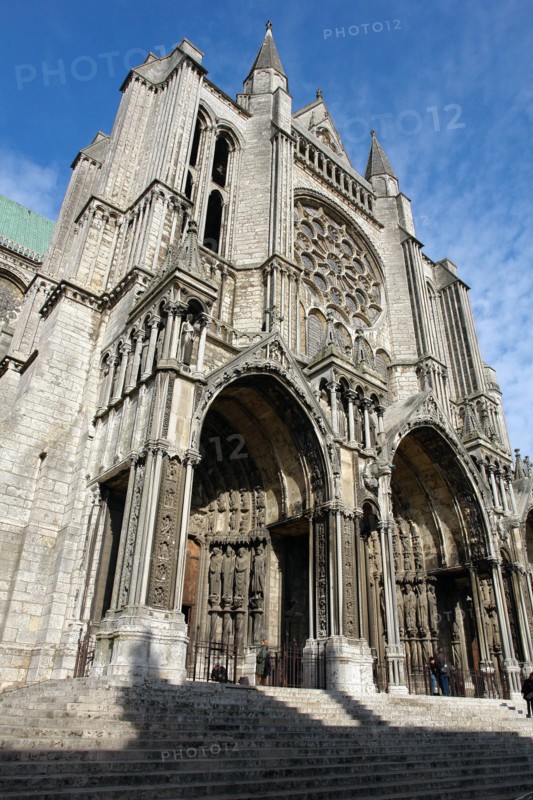 Chartres.