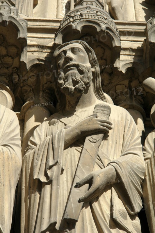Chartres.