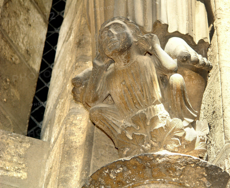Chartres.