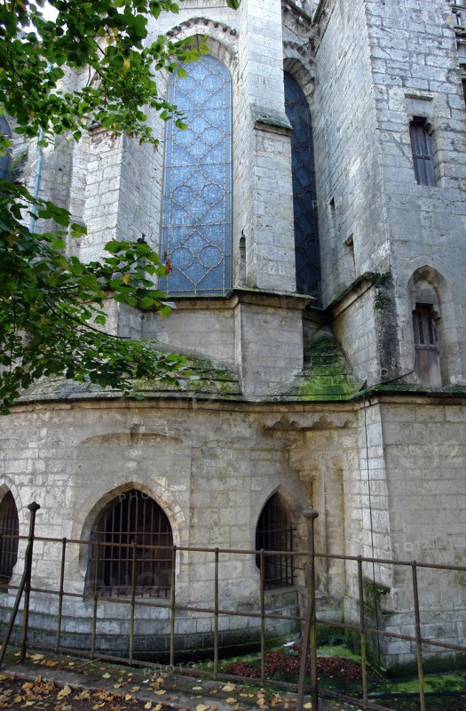 Chartres.