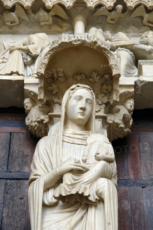 Chartres.