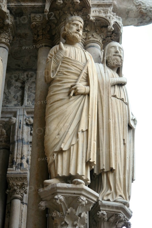 Chartres.