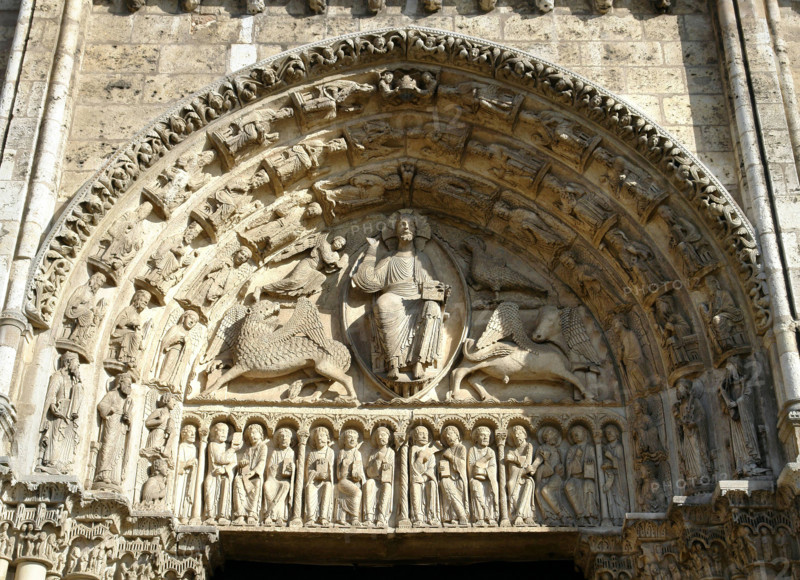 Chartres.