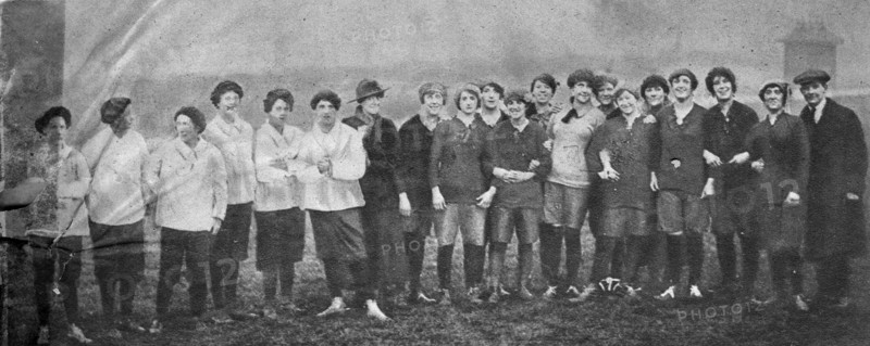 Les premières équipes de fooball féminin en Angleterre