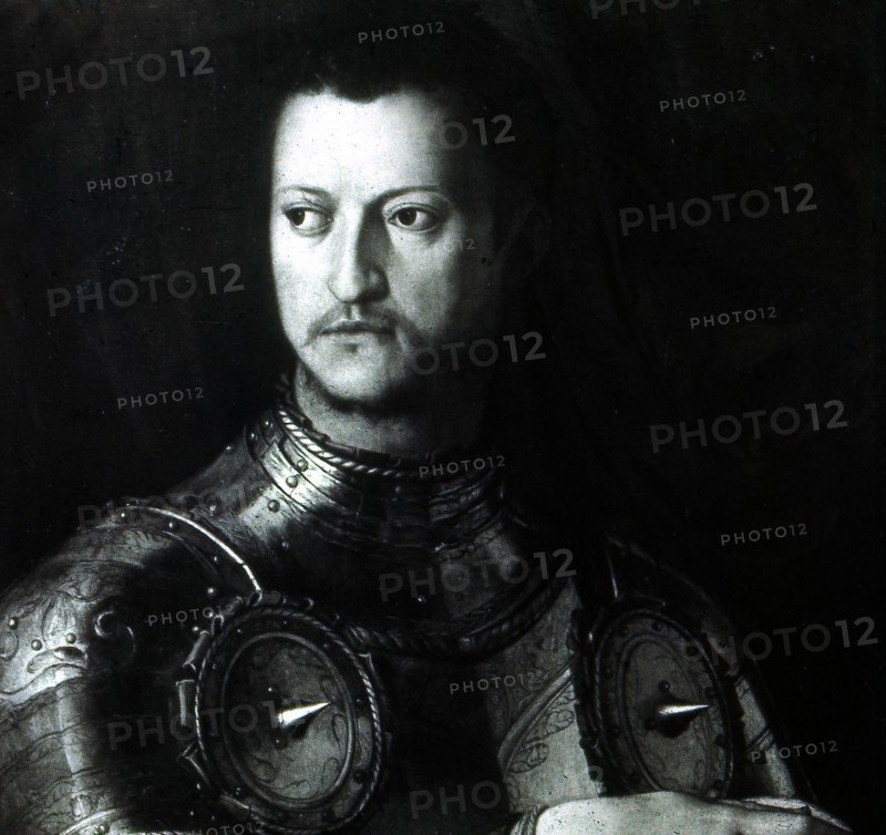 Cosme Ier de Médicis - Cosimo I de' Medici - (1519-1574) fut le premier grand duc de Toscane, dirigeant de 1537 à 1574, pendant les dernières années de la Renaissance. Ayant obtenu le pouvoir par la République de Florence après avoir été élu comme une tête de proue, il restaura la dynastie des Médicis, qui ensuite dirigeront Florence jusqu'au dernier grand duc, Gian Gastone de' Medici (1671-1737). Les structures gouvernementales qu'il mit en place demeurèrent, même quand il fut absorbé par l'Empire austro-hongrois.