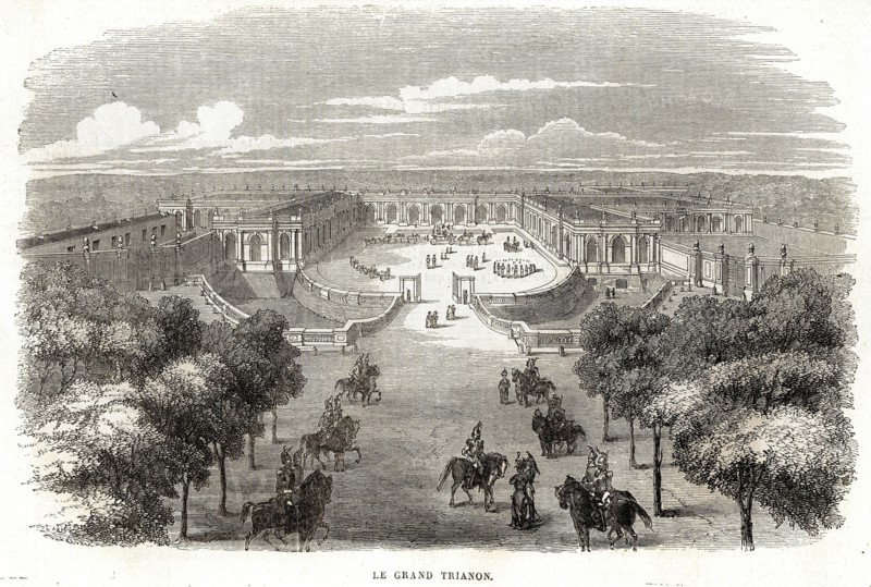 Le Grand Trianon a été construit pendant le règne de Louis XIV. Il est inscrit au patrimoine mondial de l’UNESCO depuis 1979. En 1670, Louis XIV décide de raser le village de Trianon, au nord-ouest du parc de Versailles, pour y construire un bâtiment qui lui permettrait de fuir la cour. C’est Louis Le Vau qui est chargé de cette construction : il choisit d’habiller les murs de faïence de Delft. Le jardin offre déjà de jolis parterres de fleurs. Louis XIV venait y prendre des collations en compagnie de Madame de Montespan. Mais le « Trianon de Porcelaine » est fragile et un nouveau projet voit le jour en 1687 : le Grand Trianon, ou Trianon de marbre, selon les plans de Jules Hardouin-Mansart. Il suivra les indications du roi qui s’intéressa de près aux travaux. L’empereur Napoléon occupe et remeuble le Trianon. Louis-Philippe le fait restaurer. Il sert aujourd’hui de cadre aux réceptions officielles de la République. Gravure 19e.