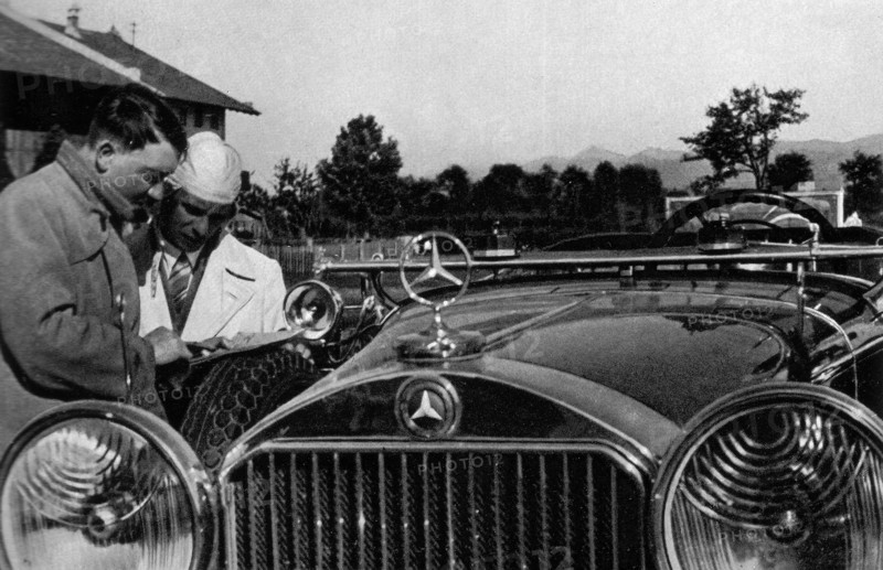 Adolf Hitler. Wahlreise durch Deutschland. Adolf Hitler. Tournée électorale en Allemagne.