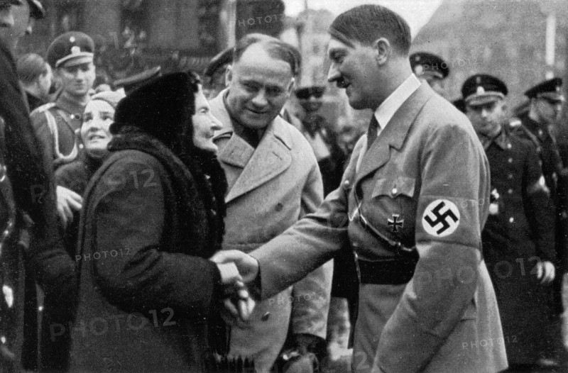 Adolf Hitler. Am Tage der Saarrückgliederung. Adolf Hitler. Le jour du rattachement de la Sarre au Reich.