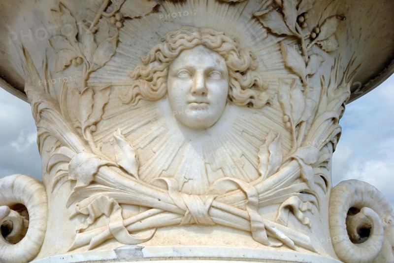 Close up of the Vase of the Sun by Dugoulon (1687)