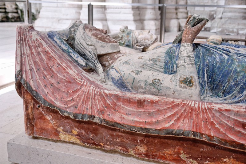 Gisants d'Aliénor d'Aquitaine et Henri II Plantagenêt