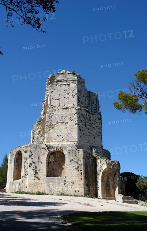 La Tour Magne