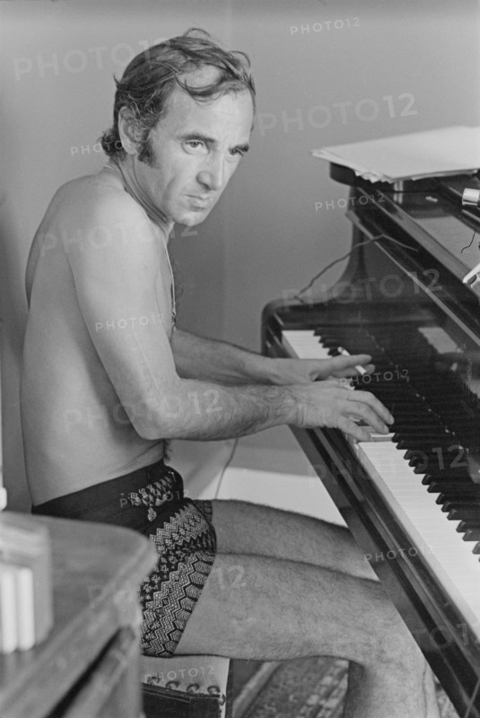 Charles Aznavour en vacances à La Napoule