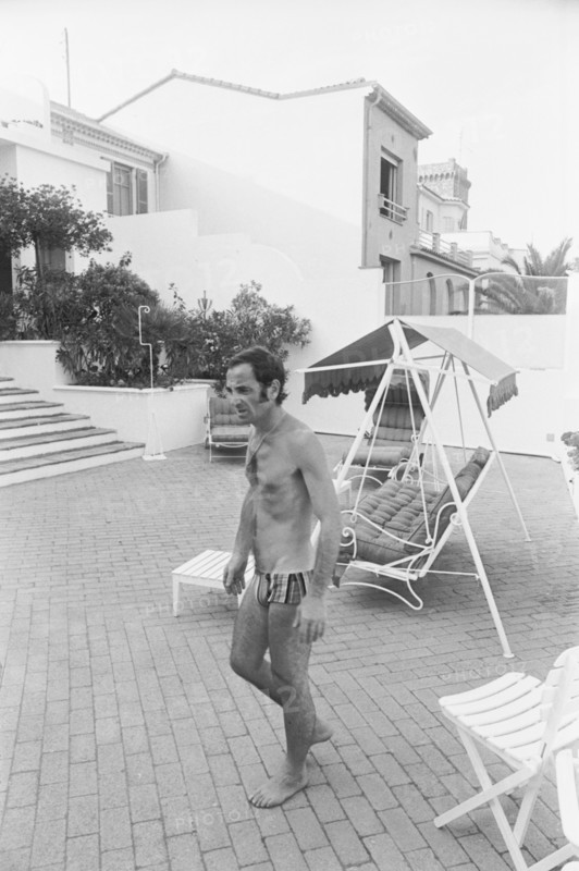 Charles Aznavour in holidays at La Napoule