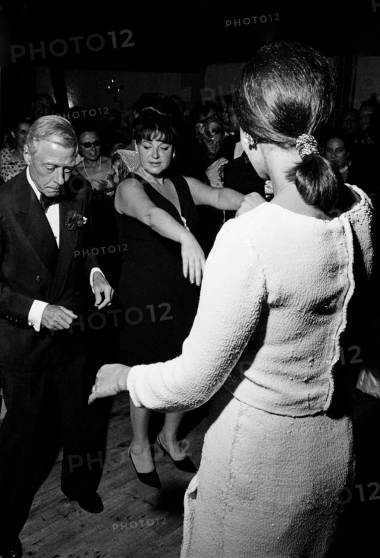Régine, 1964