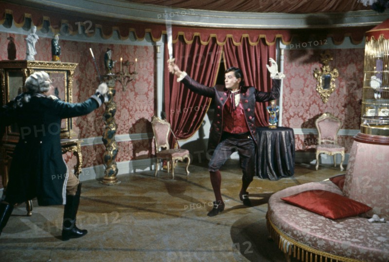 Alain Delon in La Tulipe Noire
