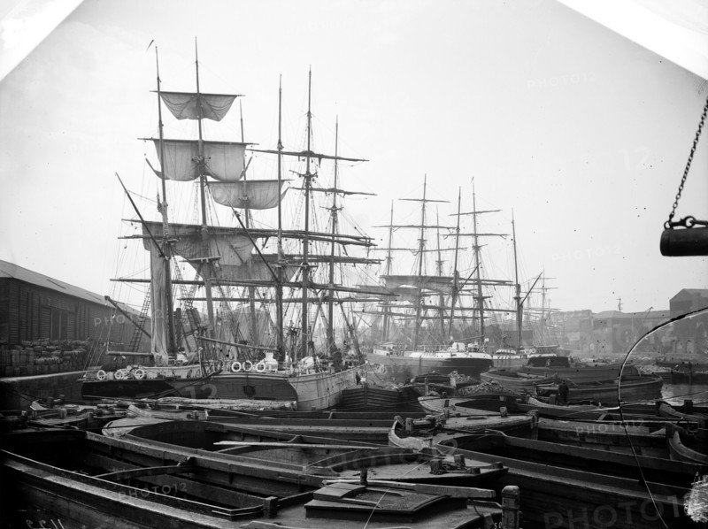 Regent's Canal Dock, London, 1905