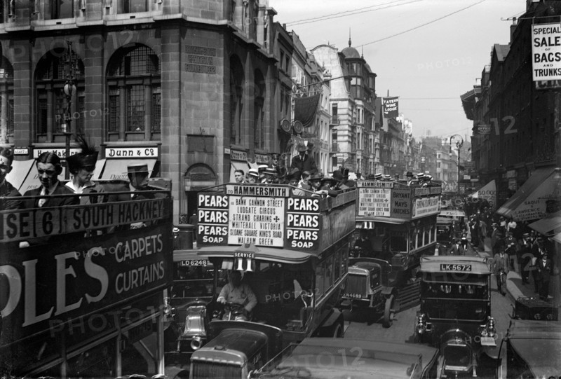 View of the Strand, London, c1919-c1923