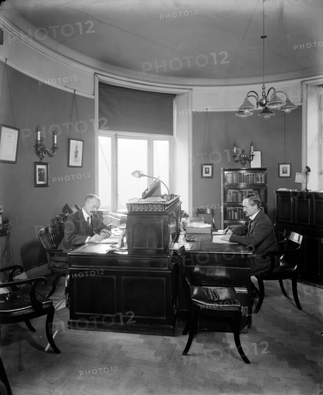 Morning Post' office, Inveresk House, London, 1920
