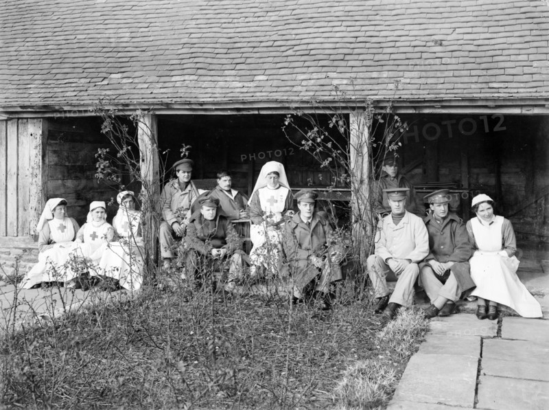 Soldiers and nurses at Great Dixter, Northiam, East Sussex, WWI, 1916