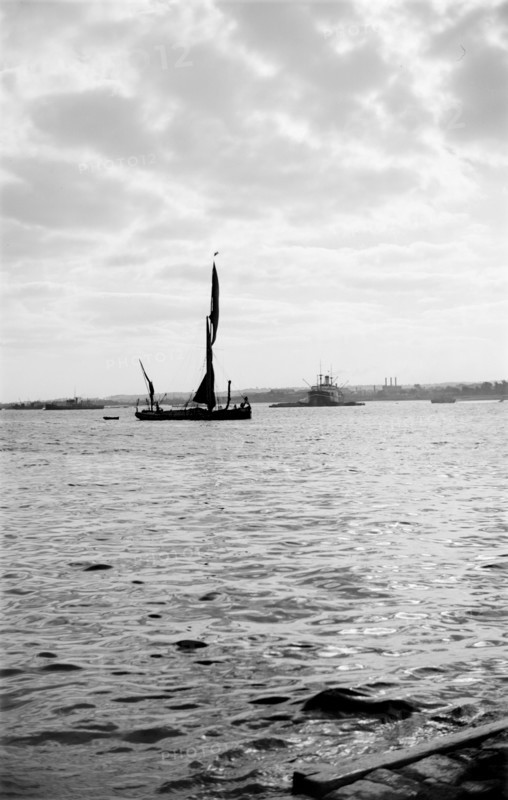 A Thames sailing barge in Gravesend Reach, Kent, c1945-c1965