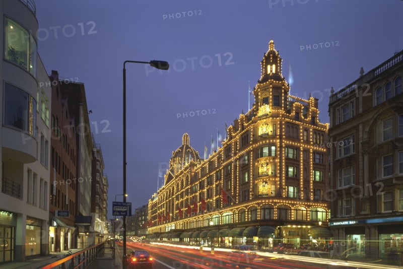 Harrods Department Store, Brompton Road, Kensington, London, 2000