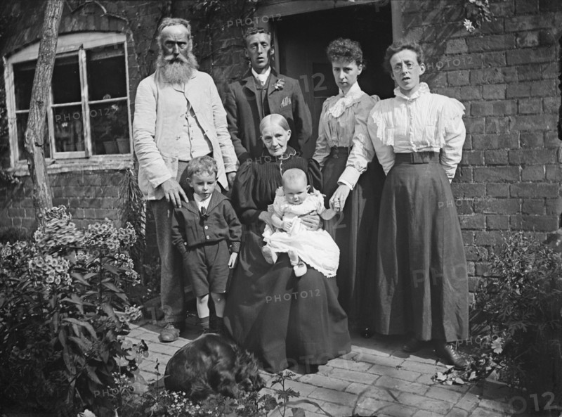 Group portrait of the Franklin family, Hellidon, Northamptonshire, 1900