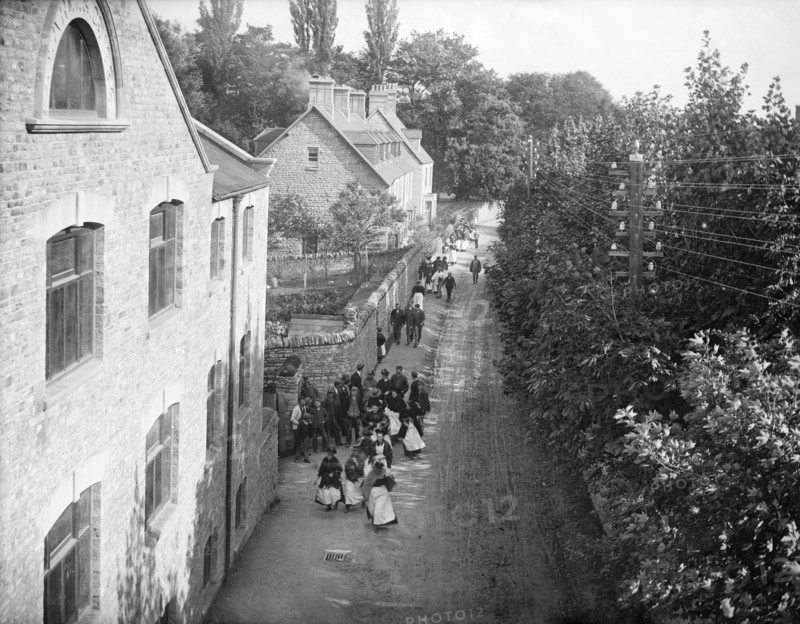 Workers at the Early Blanket Factory, Witney, Oxfordshire, c1860-c1922