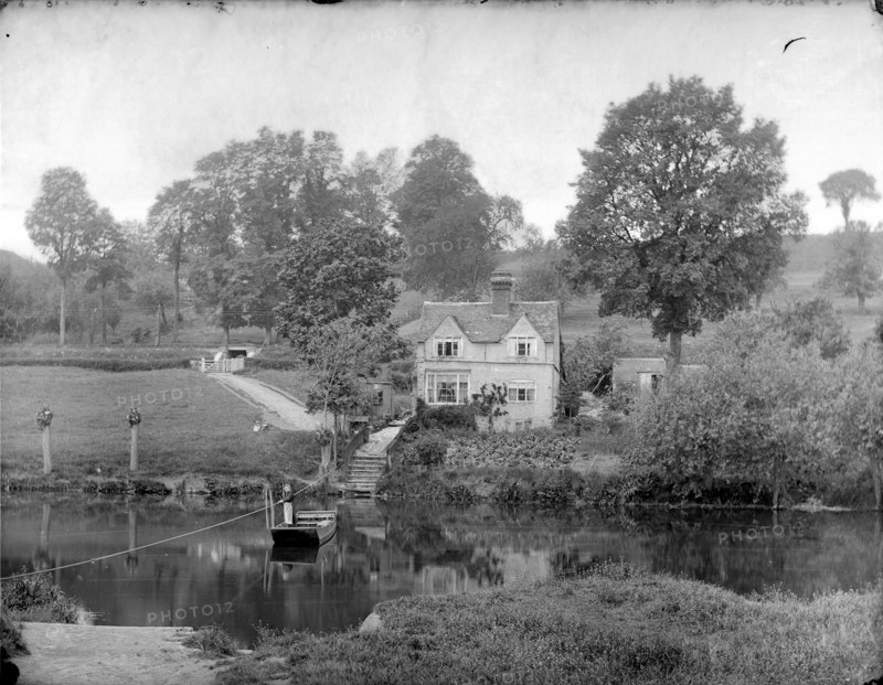 Hampton Ferry, Evesham, Hereford and Worcester, c1860-c1922