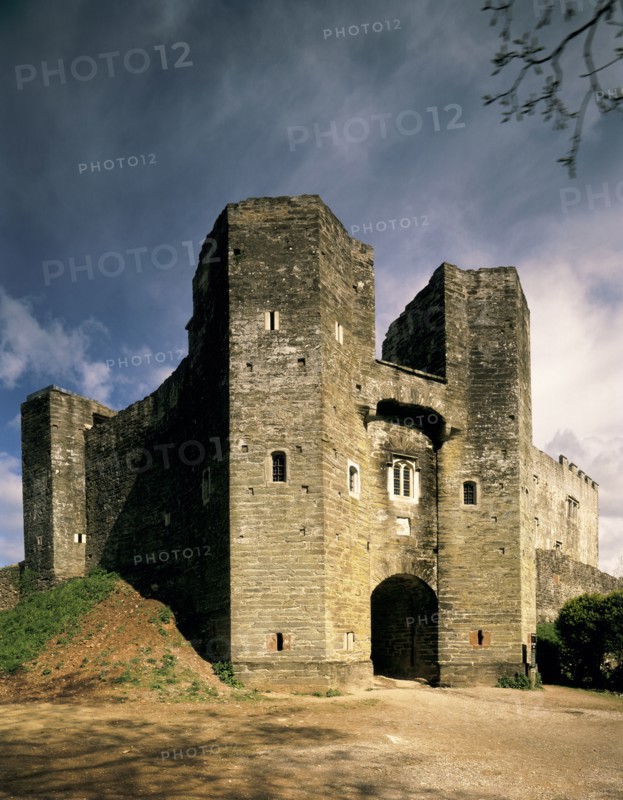 Gatehouse, Berry Pomeroy Castle, Devon, 1990