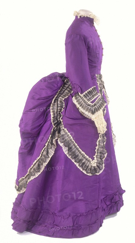 A side view of a fashionable day dress, c1875. Artist: Unknown