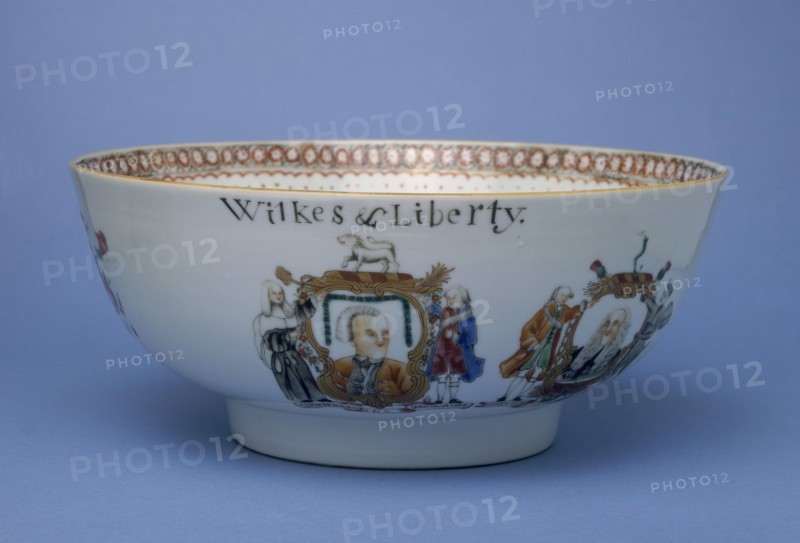 Commemorative punchbowl dedicated to John Wilkes, 1768. Artist: Unknown