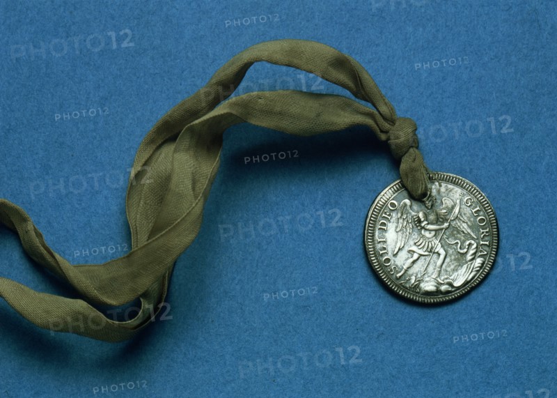 Silver touch piece of George III, 1766. Artist: Unknown