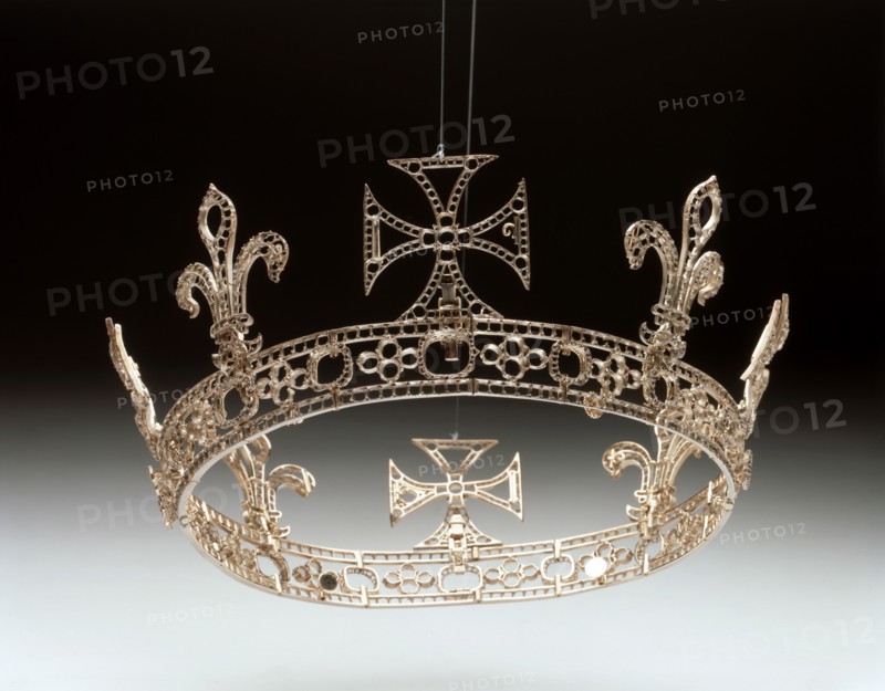Queen Victoria's Grand or Regal Circlet re-made for Queen Victoria by Garrard's in 1858. Artist: Unknown