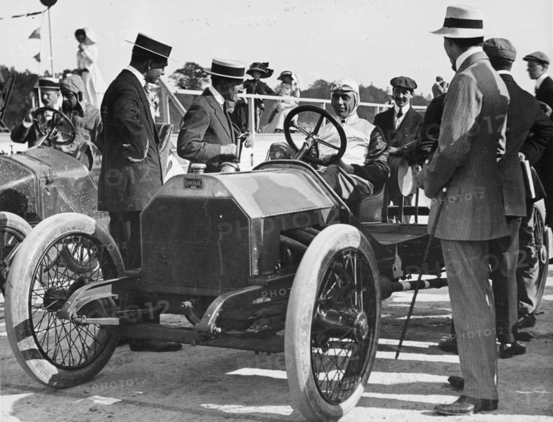 1909 Lancia Beta, WL Stewart at the wheel, c1909-c1920. Artist: Unknown