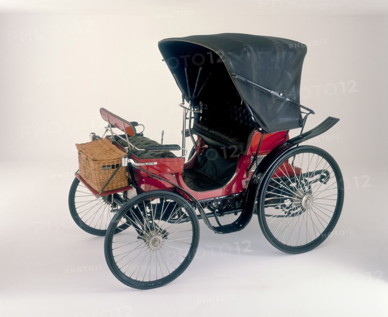 1896 Peugeot 3.5 hp horseless carriage. Artist: Unknown
