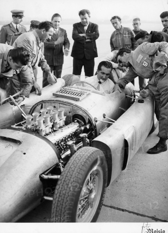 Alberto Ascari at the wheel of the new Lancia Grand Prix car, 1955. Artist: Unknown