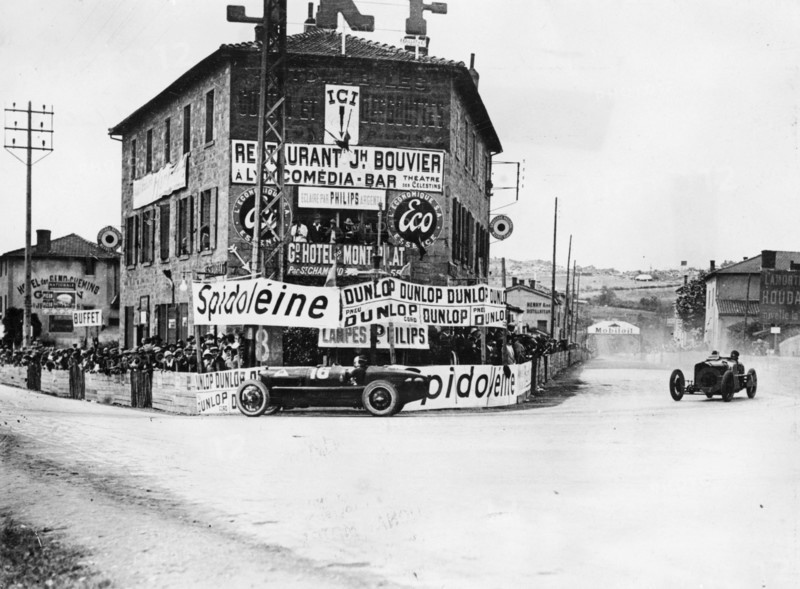 Les Sept Chemins hairpin at the French Grand Prix, Lyons, 1924. Artist: Unknown
