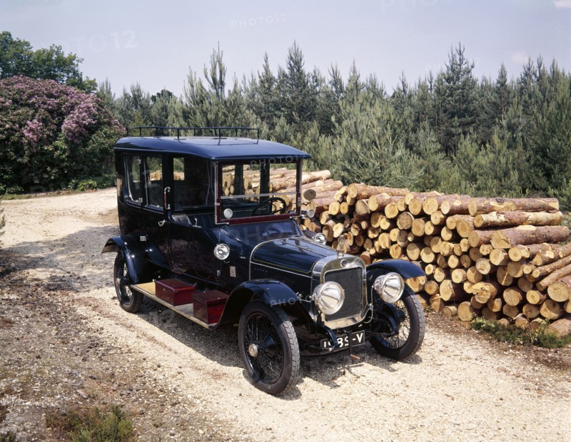 1913 Argyll 25hp car. Artist: Unknown