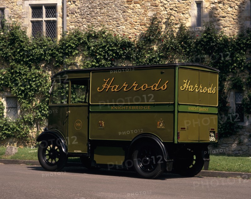 A 1939 Harrod's one ton electric delivery van. Artist: Unknown