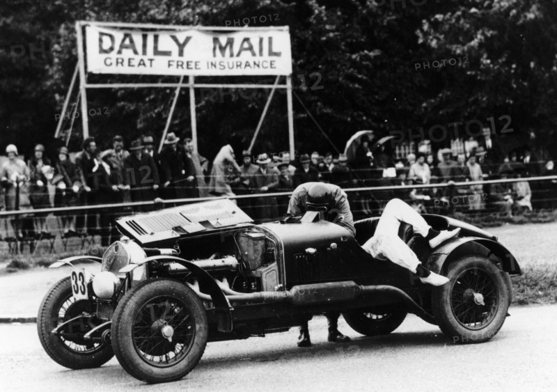 Alfa Romeo of Kaye Don, Tourist Trophy Race, Ards-Belfast circuit, Northern Ireland, 1930. Artist: Unknown