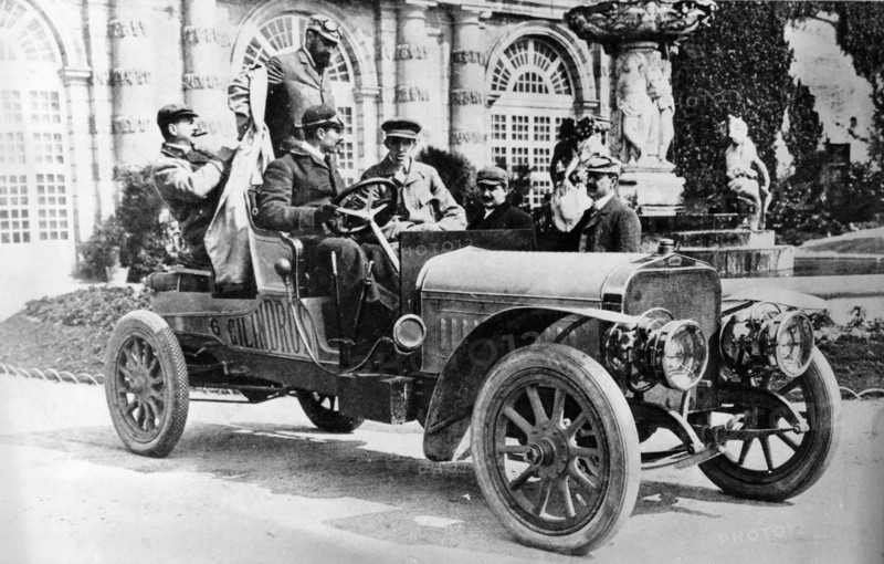 King Alfonso XIII in a Hispano-Suiza car, palace of La Granja, Segovia, Spain, c1907. Artist: Unknown