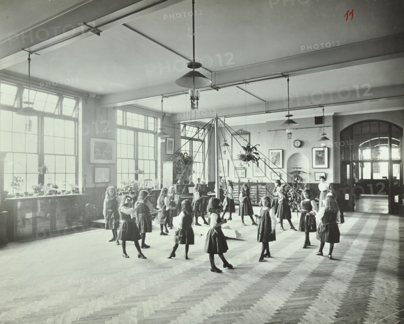 Girls dancing around a maypole, Hugon Road School, Fulham, London, 1907. Artist: Unknown.