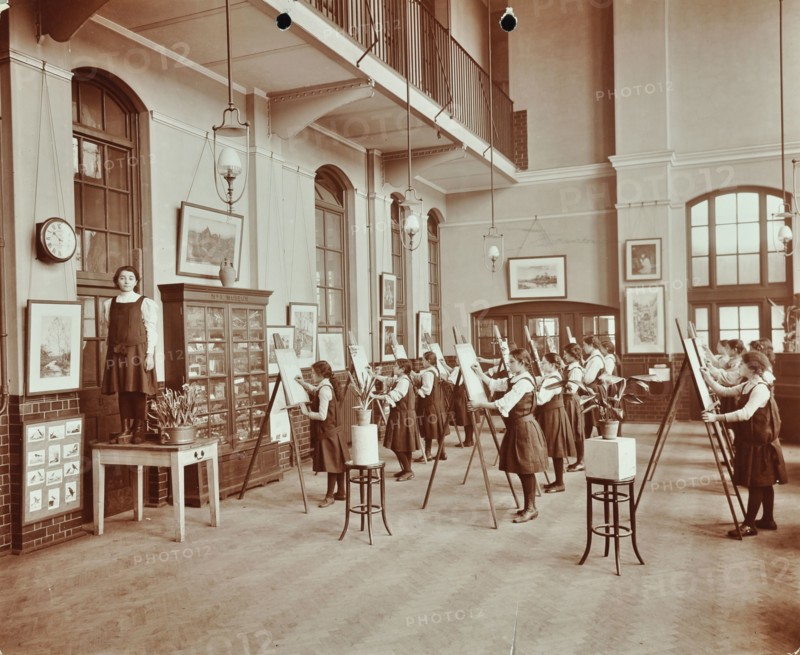 Drawing class, Myrdle Street Girls School, Stepney, London, 1908. Artist: Unknown.