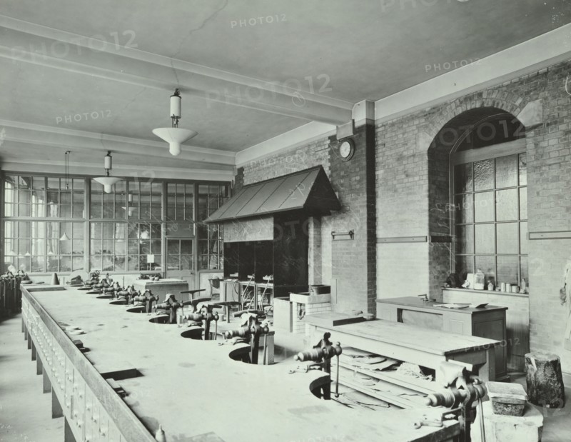A day technical class for boys at the Central School of Arts and Crafts, Camden, London, 1911. Artist: Unknown.